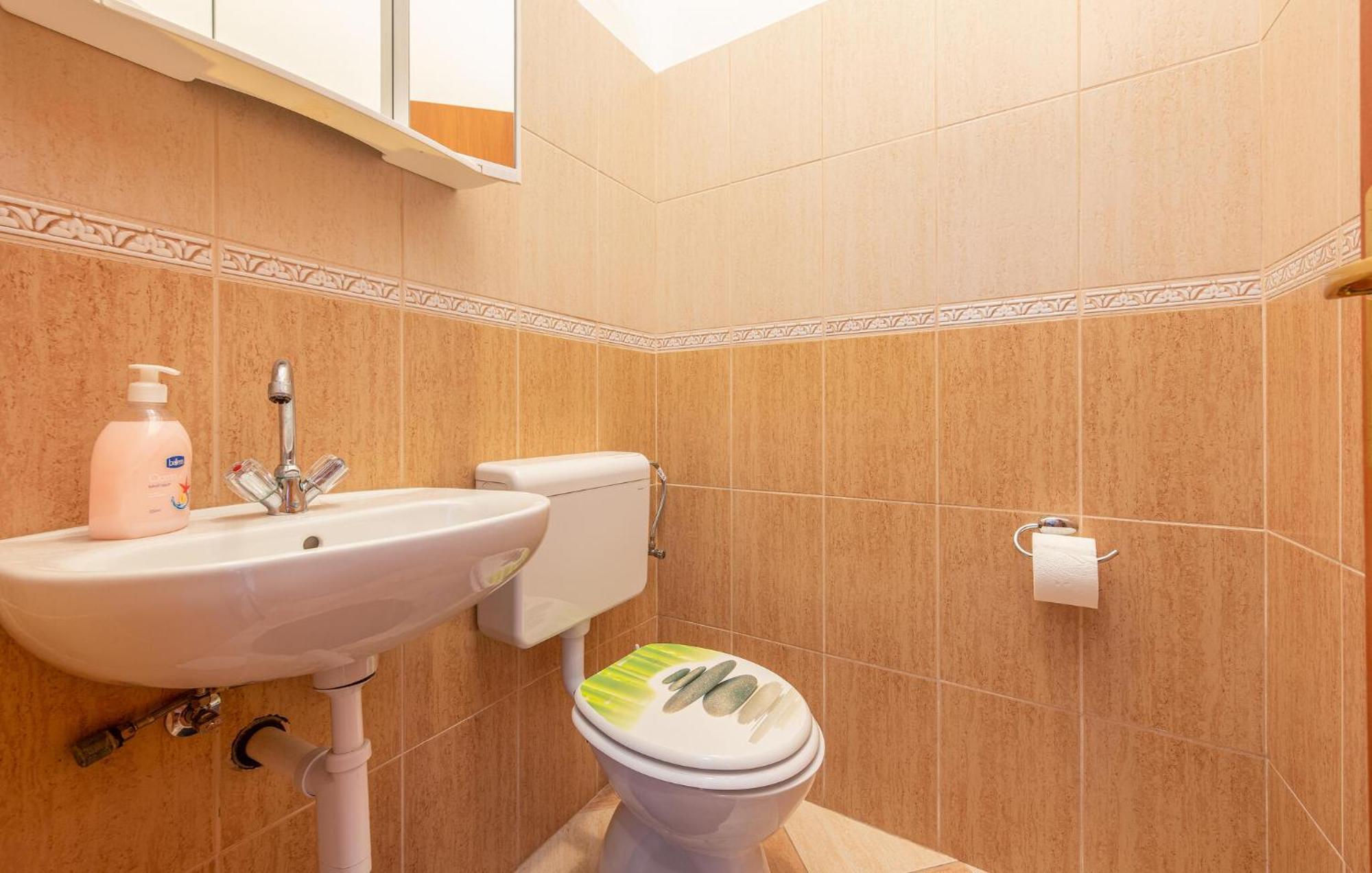 Beautiful Apartment In Maslenica With Kitchen エクステリア 写真